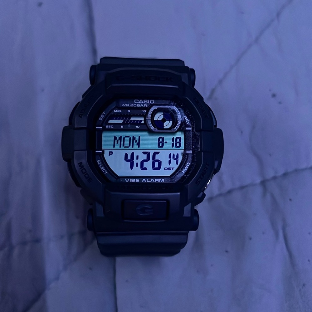 Casio G Shock GD-350 Great shape - Gray